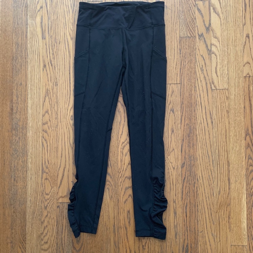 Women’s Lululemon Black Leggings - size 4